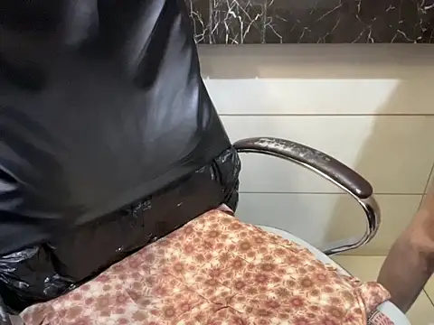 iamabigdickindian online show from 12/21/25, 07:43