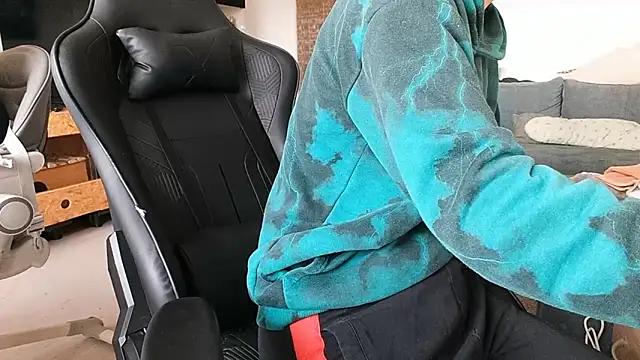 ademandjulia online show from 02/21/26, 09:33