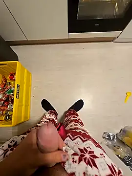 ademandjulia online show from 10/07/25, 04:02