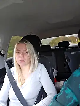 ademandjulia online show from 11/13/25, 11:25