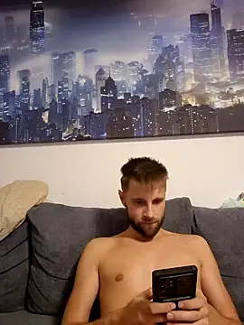 ademandjulia online show from 10/27/25, 04:57