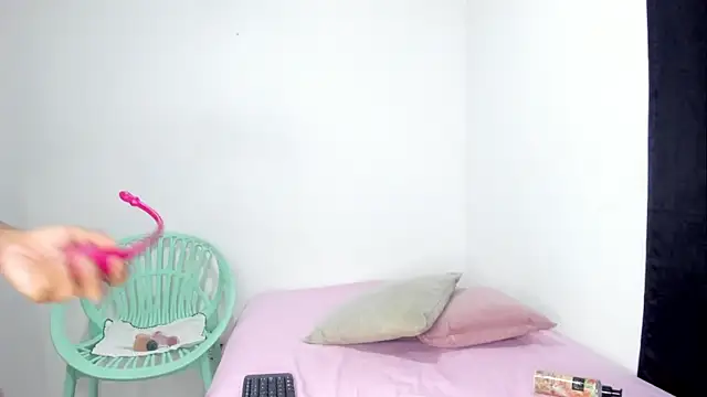 Olivia Stevens online show from 05/09/26, 08:34