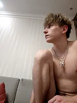 And25bn online show from 11/03/25, 08:56