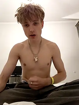 And25bn online show from 10/24/25, 09:25