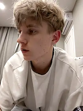 And25bn online show from 10/22/25, 01:49