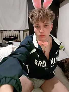 And25bn online show from 04/04/26, 09:54