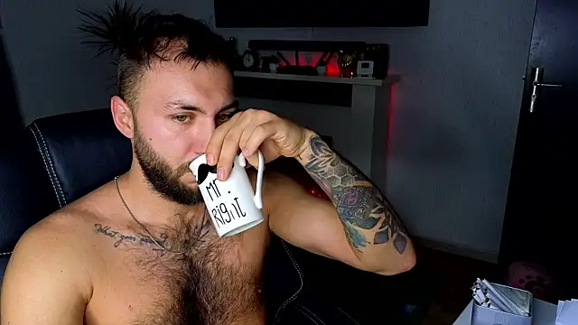 JamieNoxus online show from 11/28/25, 08:03