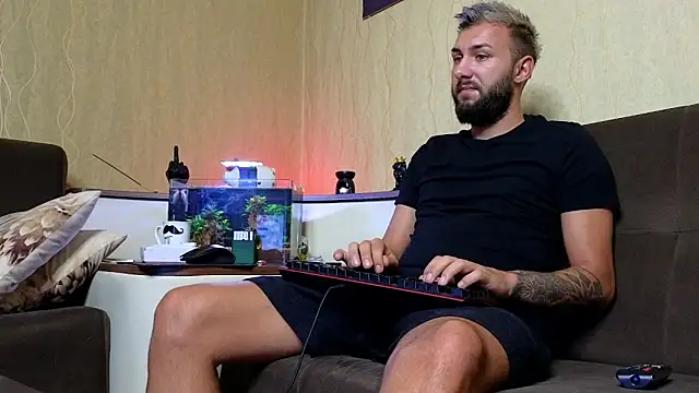 JamieNoxus online show from 09/11/25, 05:18