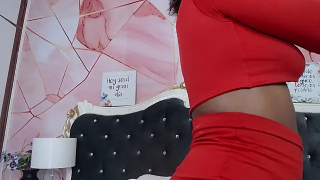 LindaBird online show from 11/24/25, 08:53