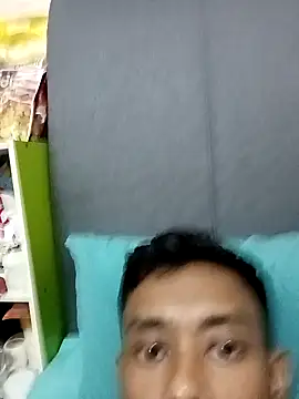 ejam8111 online show from 02/09/25, 12:41