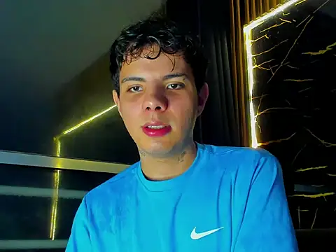 Alessandro 1610 online show from 06/18/26, 04:55