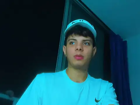 Alessandro 1610 online show from 10/22/25, 04:34