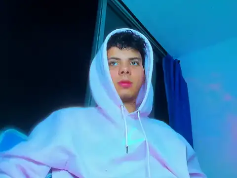 Alessandro 1610 online show from 10/25/25, 05:17