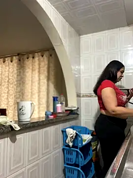 Carola-Ross online show from 11/30/25, 07:14