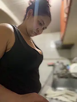 Carola-Ross online show from 11/12/25, 05:28