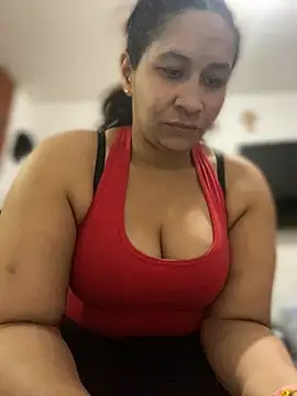 Carola-Ross online show from 02/06/26, 05:42