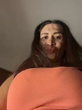 Carola-Ross online show from 11/29/25, 06:35