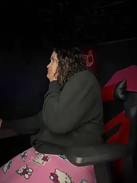 Carola-Ross online show from 03/21/25, 09:23