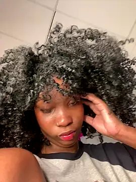 blackgril12 online show from 10/28/25, 09:36