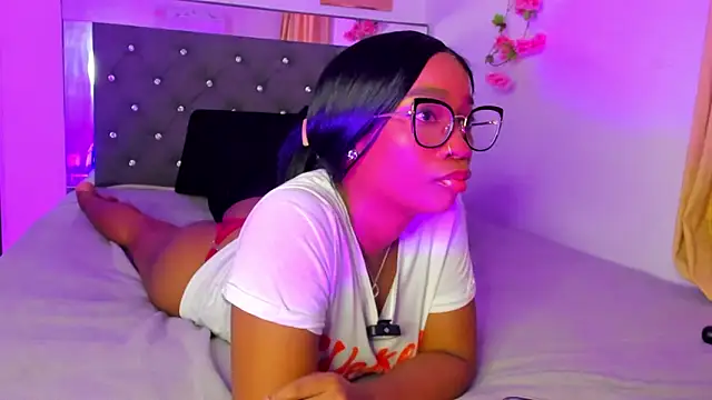 blackgril12 online show from 05/15/26, 09:46
