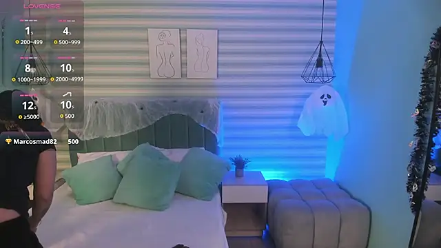 abby apple online show from 10/23/25, 01:43