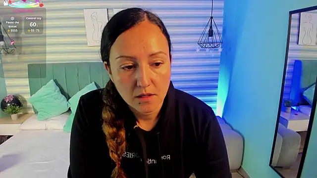 abby apple online show from 02/02/26, 12:48