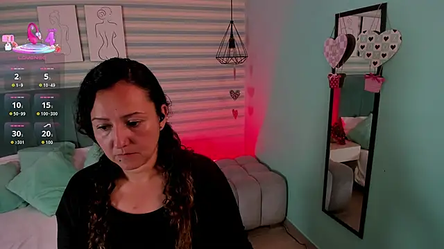 abby apple online show from 02/10/26, 01:10