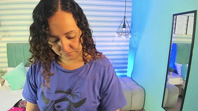 abby apple online show from 01/17/26, 12:42