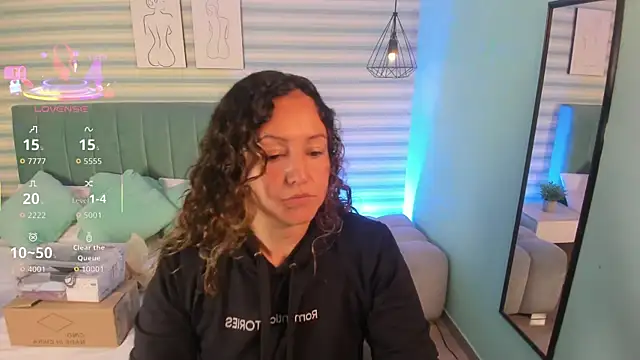 abby apple online show from 11/13/25, 12:42