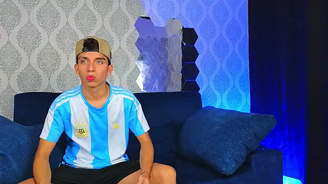 Angel boyy2 online show from 02/18/25, 07:30