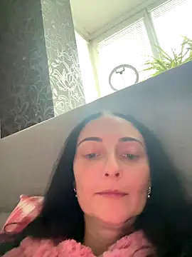 Snapshot of Miroslava1247 chatting on 10/05/25, 09:00 Miroslava1247 online show from 10/05/25, 09:00