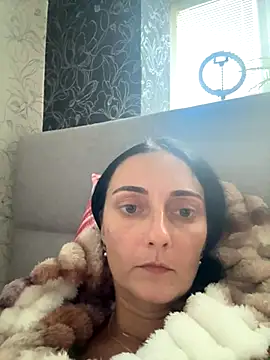 Snapshot of Miroslava1247 chatting on 10/12/25, 01:23 Miroslava1247 online show from 10/12/25, 01:23