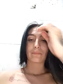 single mother indecent online show from 12/04/25, 10:20