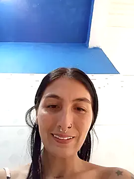 single mother indecent online show from 10/20/25, 04:40