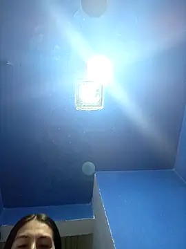 single mother indecent online show from 11/12/25, 10:13