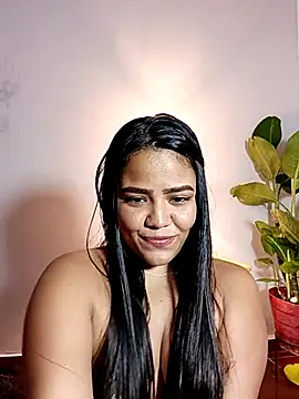 Snapshot of anahi_evans19 chatting on 03/09/25, 12:21 anahi evans19 online show from 03/09/25, 12:21