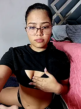 anahi evans19 online show from 11/22/25, 09:24