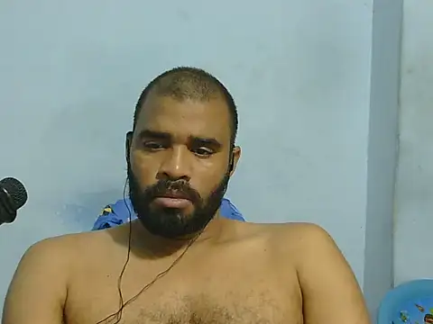 Snapshot of YOX22 chatting on 07/18/26, 11:46 YOX22 online show from 07/18/26, 11:46