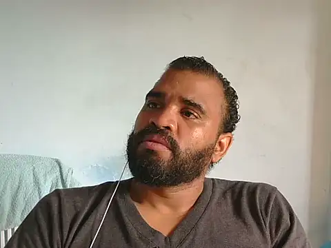 YOX22 online show from 05/11/26, 01:45
