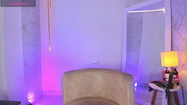 Emylyjonhs online show from 04/16/26, 09:26