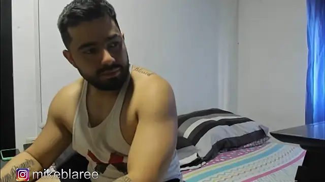 mikeblaree online show from 10/25/25, 07:36