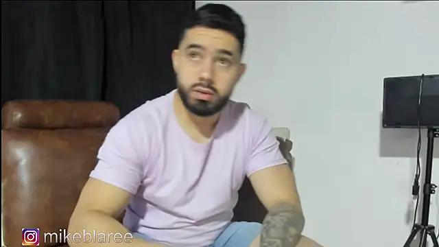 mikeblaree online show from 11/17/25, 04:55