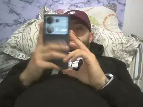 Snapshot of mikeblaree chatting on 03/03/25, 11:03 mikeblaree online show from 03/03/25, 11:03