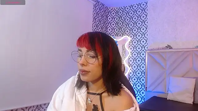 Issa tay1 online show from 05/29/26, 03:12