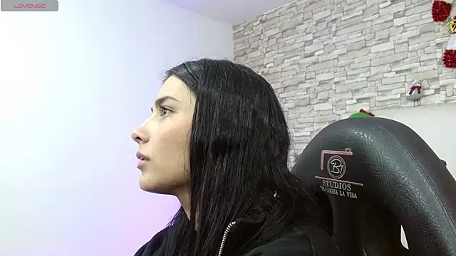 Gaby tay1 online show from 12/16/25, 07:29