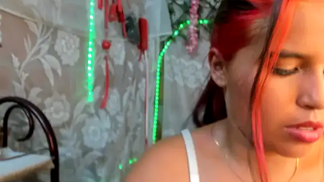 Snapshot of leandro49112 chatting on 11/20/25, 04:29 leandro49112 online show from 11/20/25, 04:29