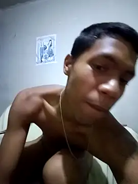 Snapshot of jr121221 chatting on 02/12/25, 07:34 jr121221 online show from 02/12/25, 07:34