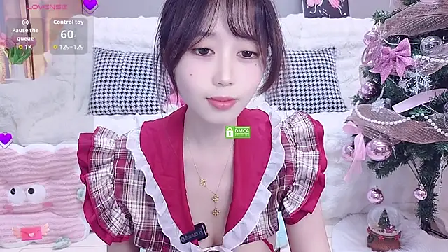 AsiaElf online show from 12/18/25, 01:48