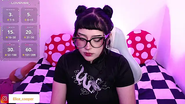 Elice cooper  online show from 11/10/25, 03:55