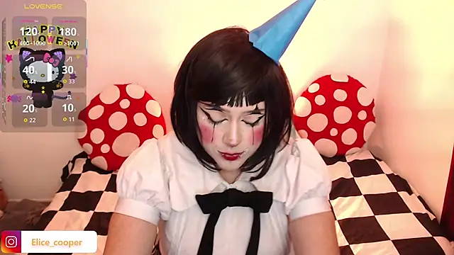 Elice cooper  online show from 10/31/25, 04:42